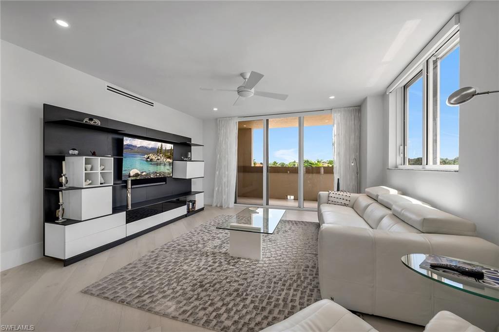6597 Nicholas BLVD 401 photo 15