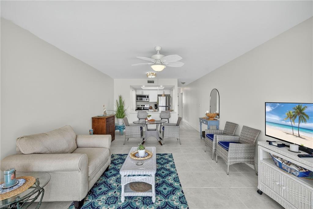 200 Lenell RD 214 photo 6