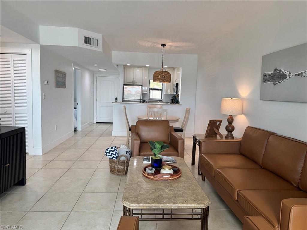 801 River Point DR 206A photo 13