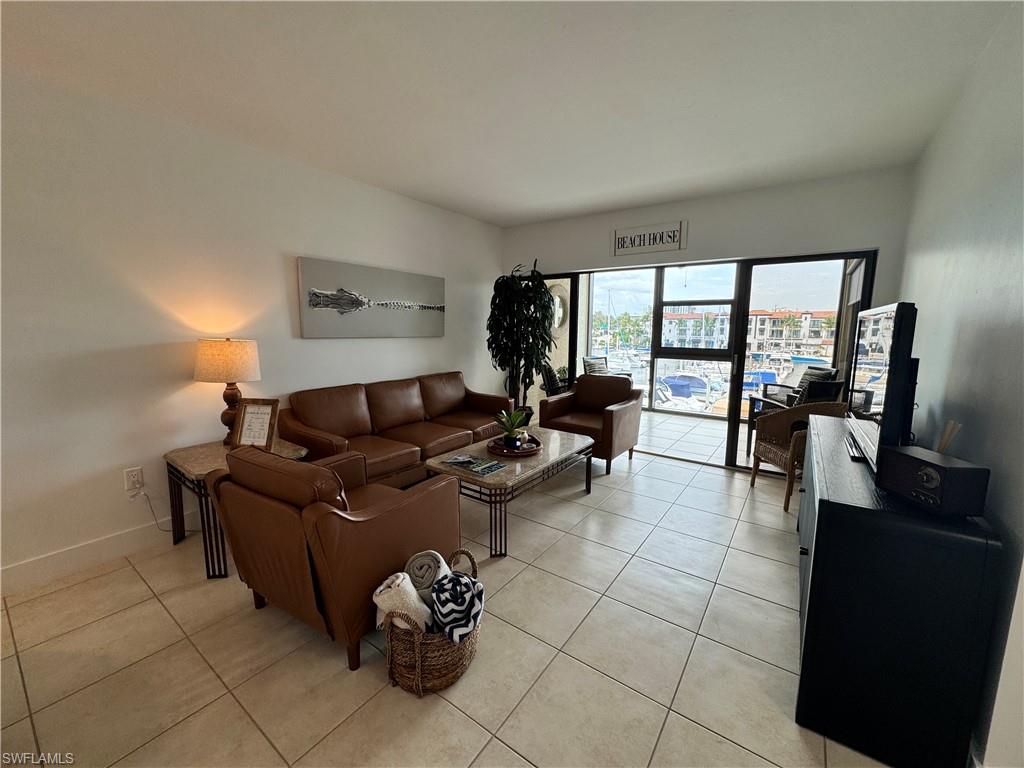801 River Point DR 206A photo 9
