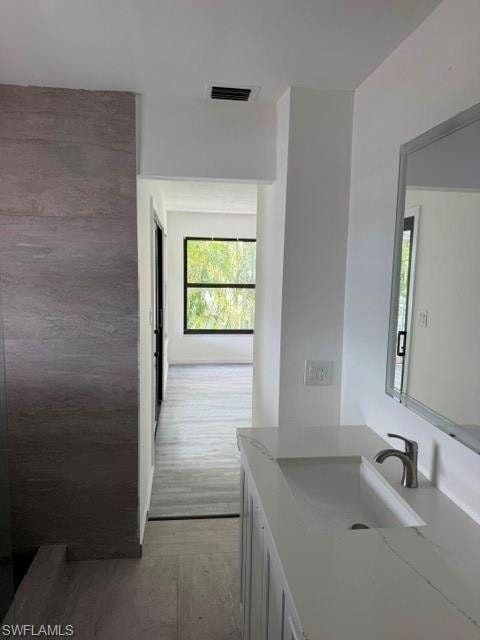 215 Albatross ST photo 6