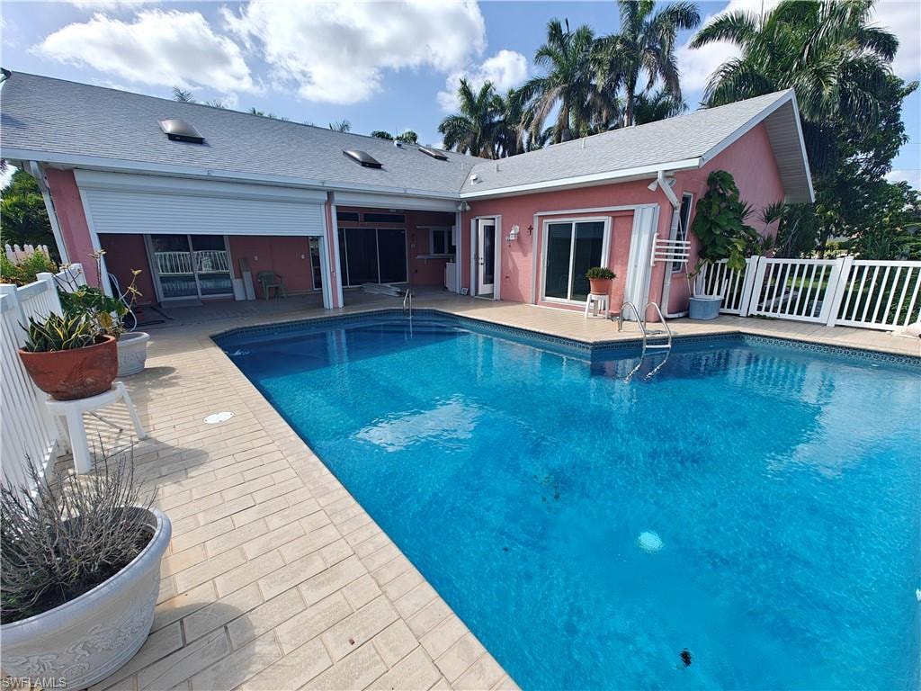 2105 SW 53rd TER photo 22