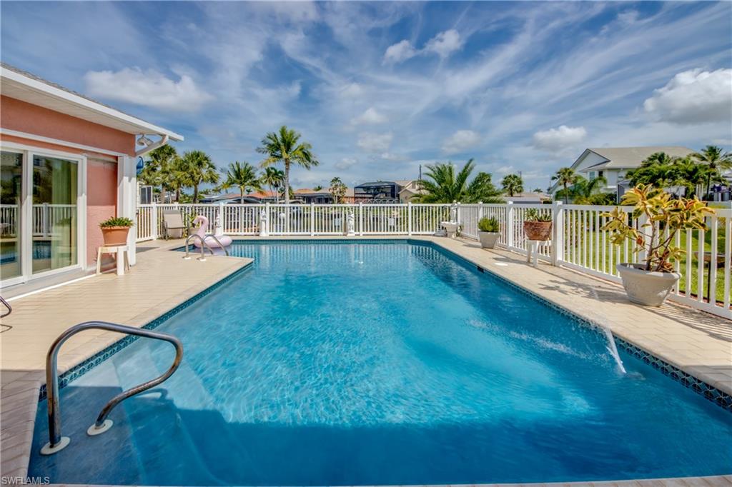 2105 SW 53rd TER photo 28