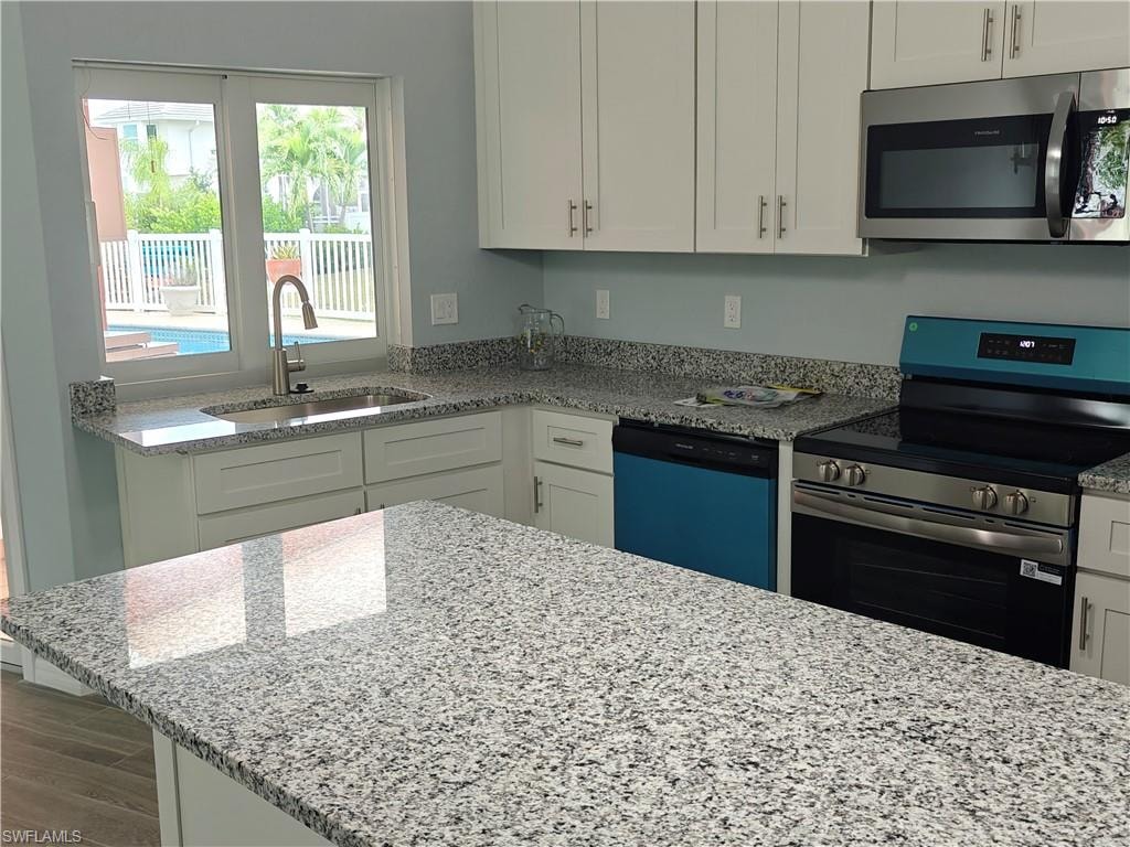 2105 SW 53rd TER photo 10