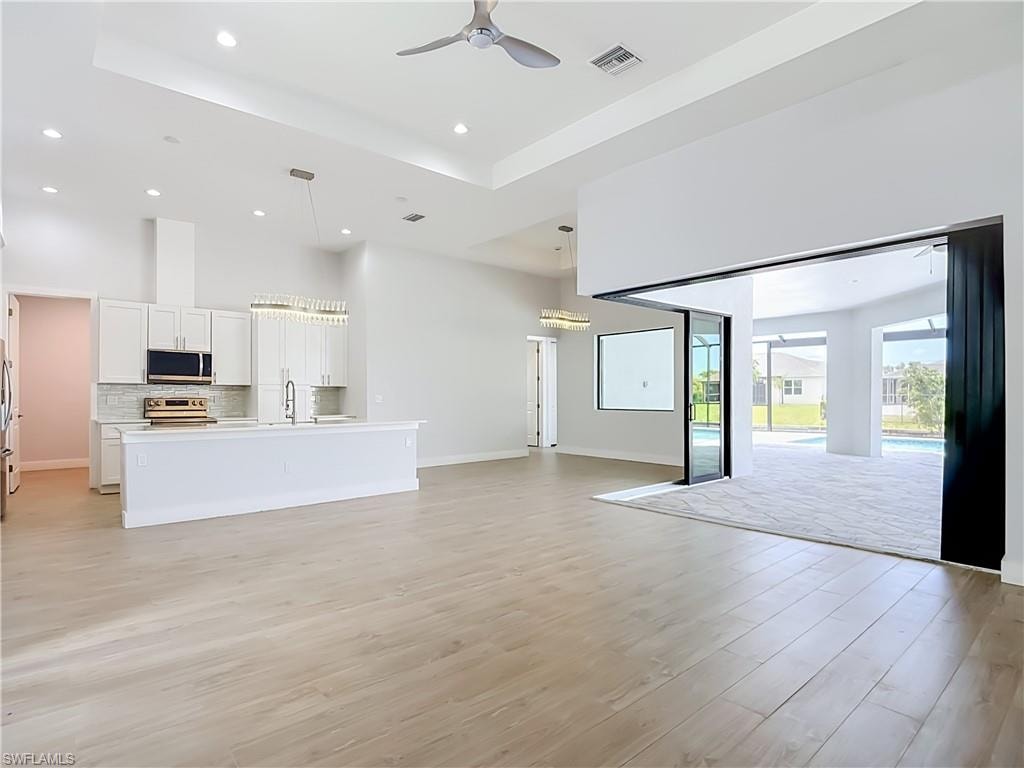 620 SW 26th ST