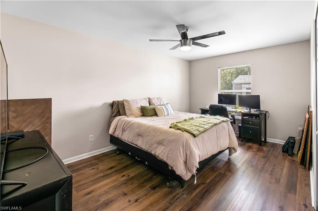1215 SW 31st TER photo 33