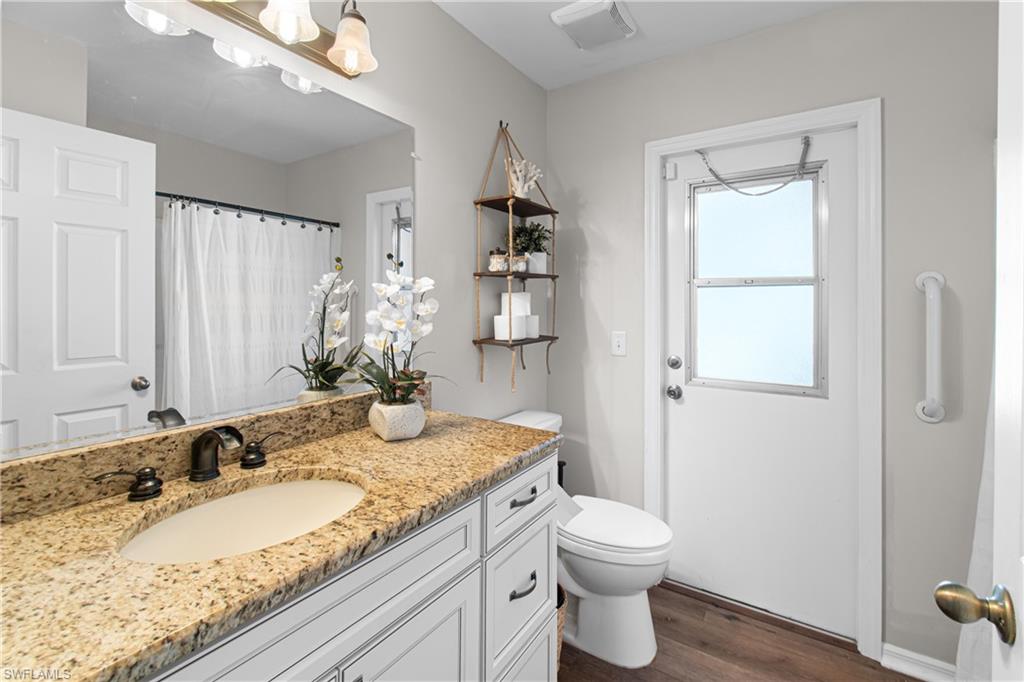 1215 SW 31st TER photo 25
