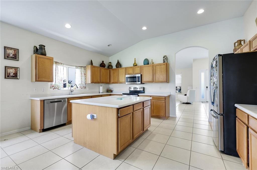 2010 Fairmont LN photo 9