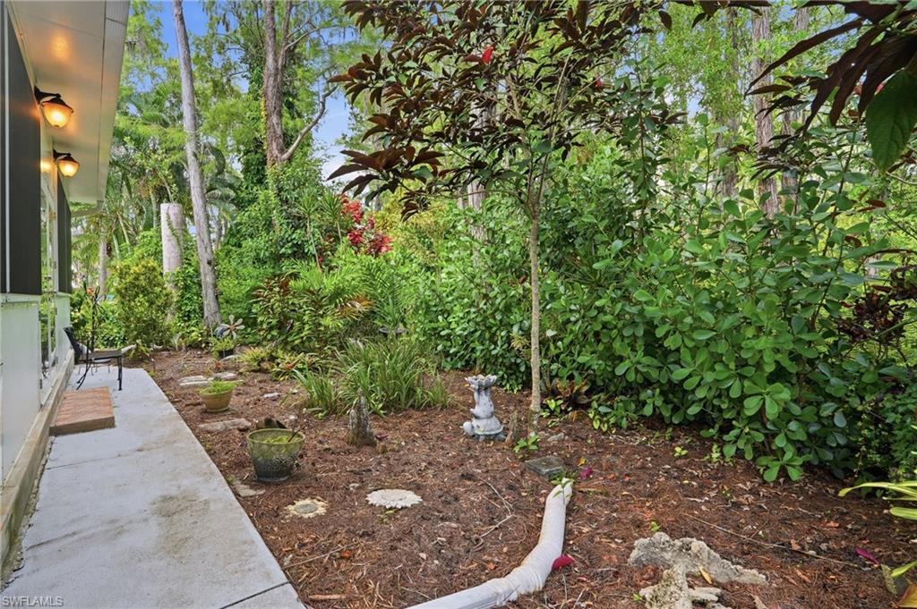 10727 Maui CIR photo 38