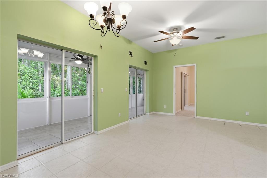 10727 Maui CIR photo 8