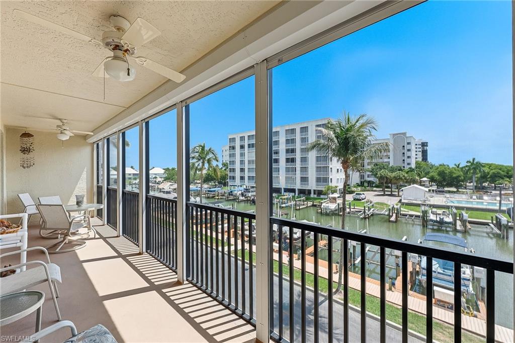 4421 Bay Beach LN 623 photo 18