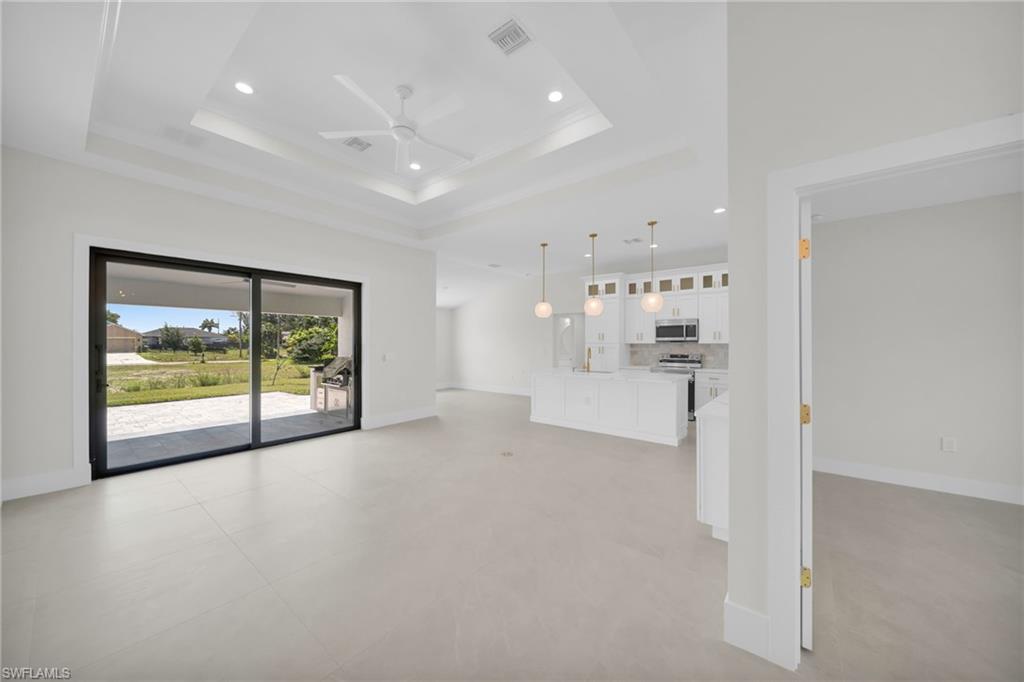 1213 NW 25th PL