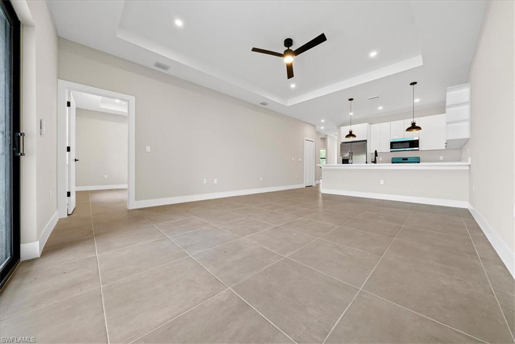 1010/1012 Gerald AVE photo 13