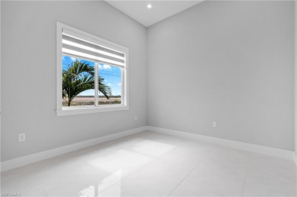 3114 Chiquita BLVD N photo 41