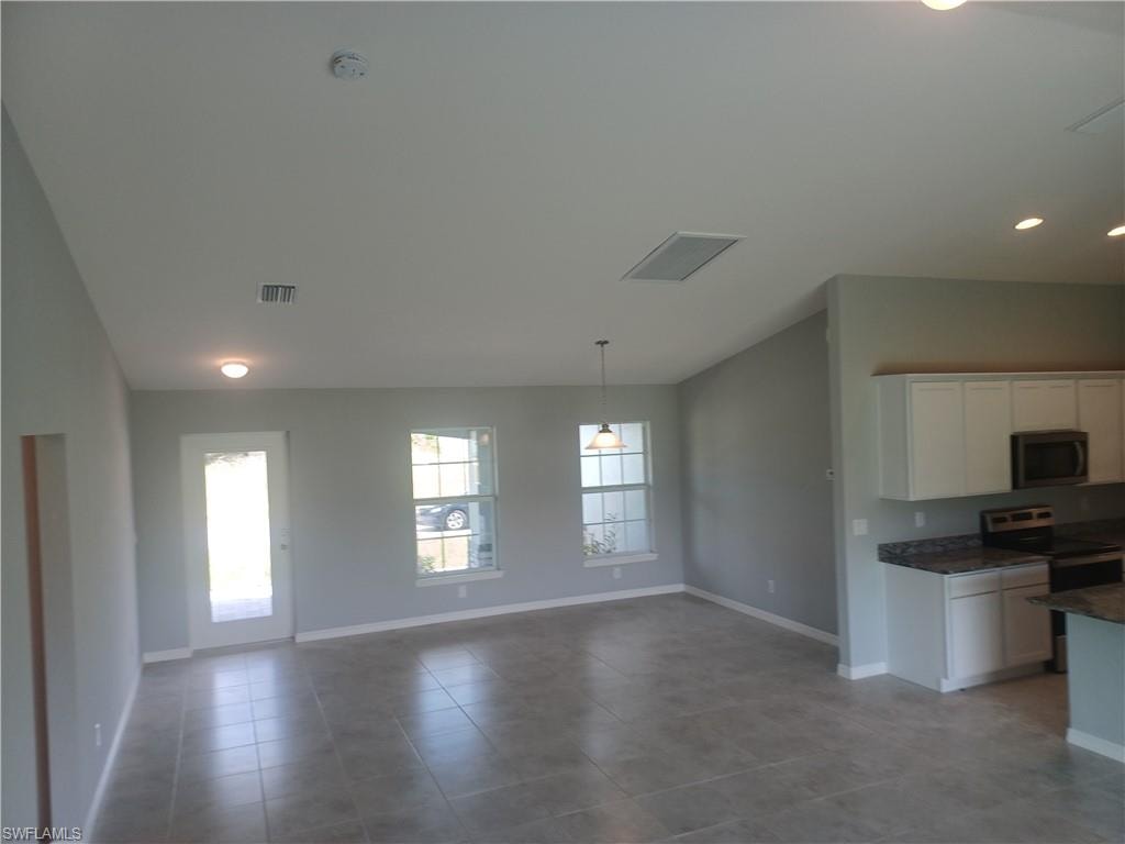 417 SW 26th AVE photo 11