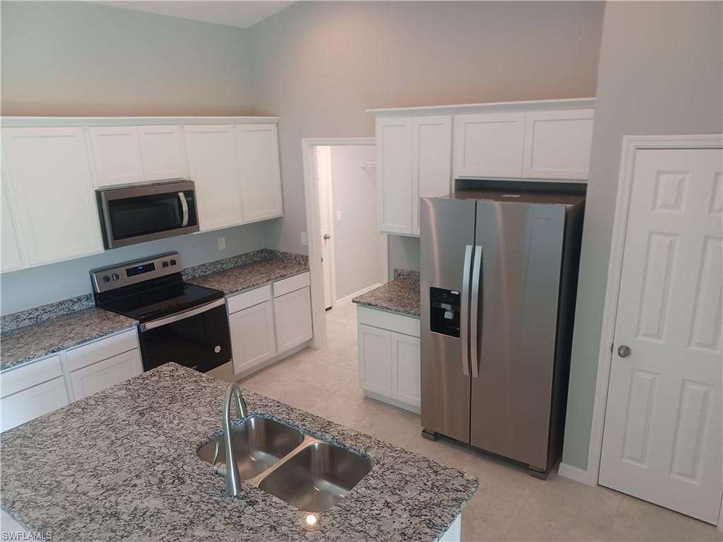 417 SW 26th AVE photo 8
