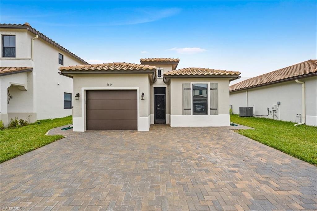 Exterior Front w/extended pavers
