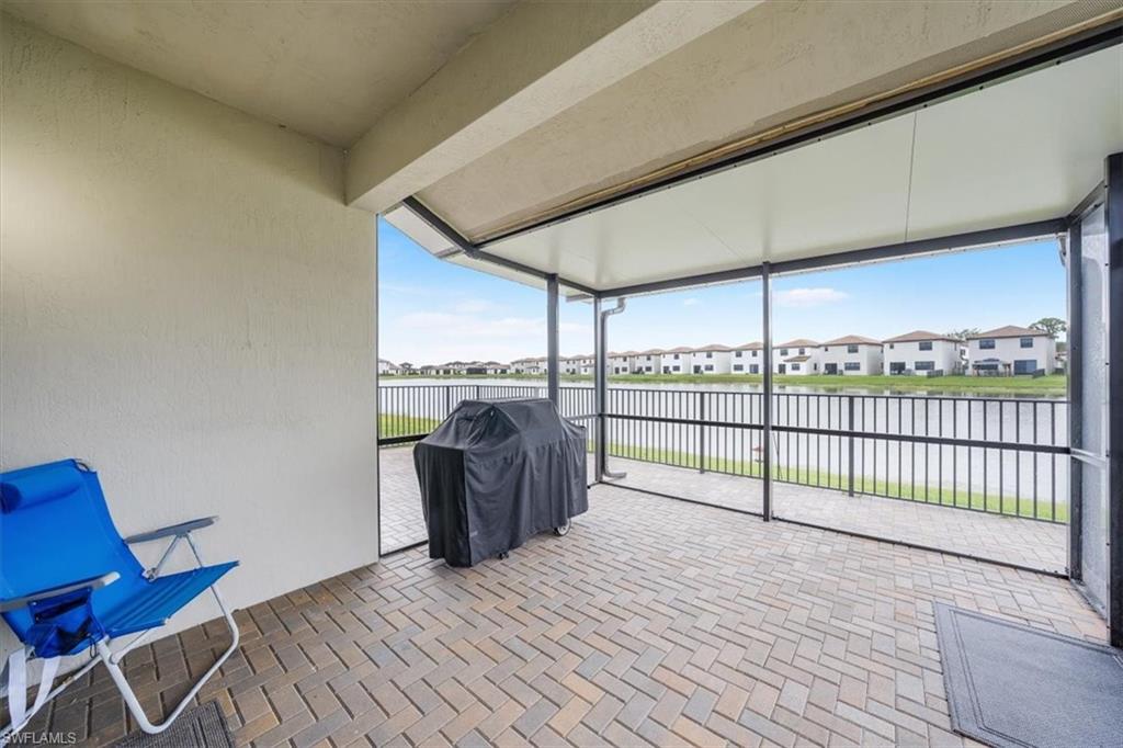 Screened Lanai w/extended pavers