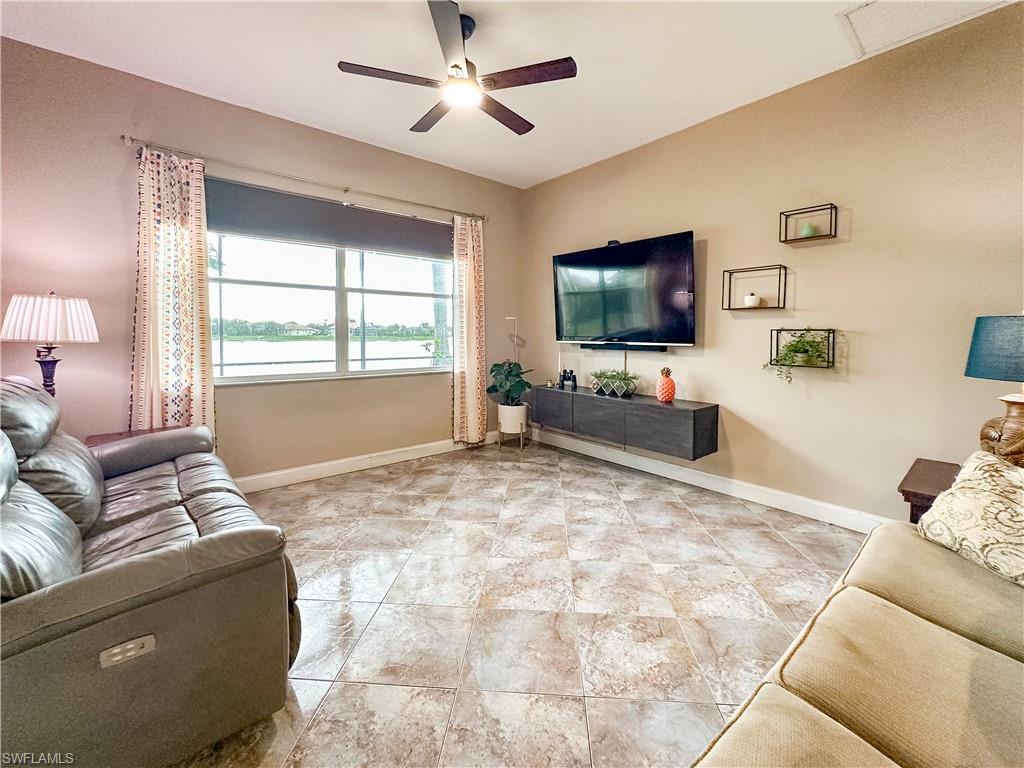 605 Grand Rapids BLVD photo 9
