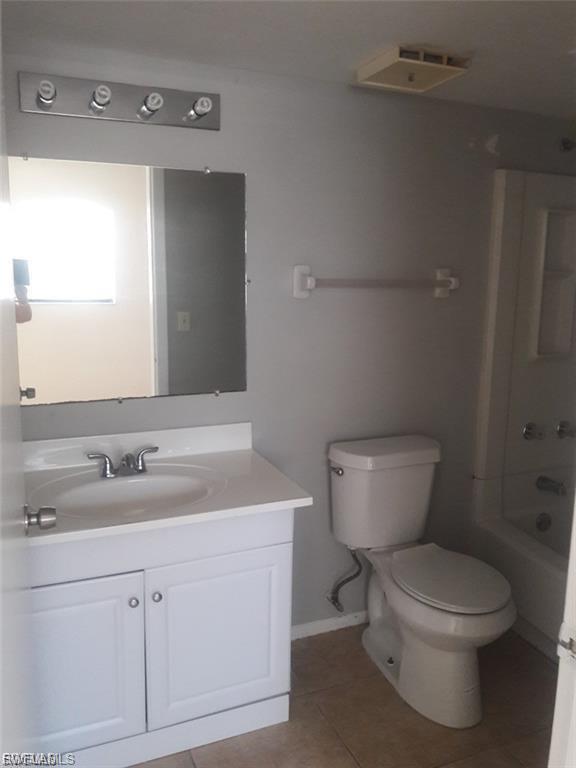 5315 Summerlin RD 1506 photo 8
