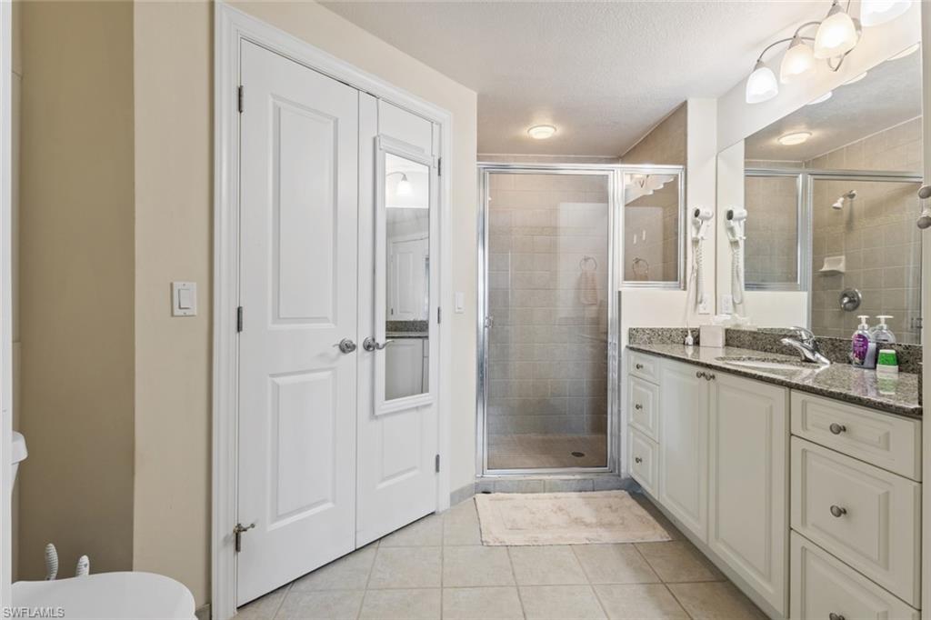 2825 Palm Beach BLVD 203 photo 17