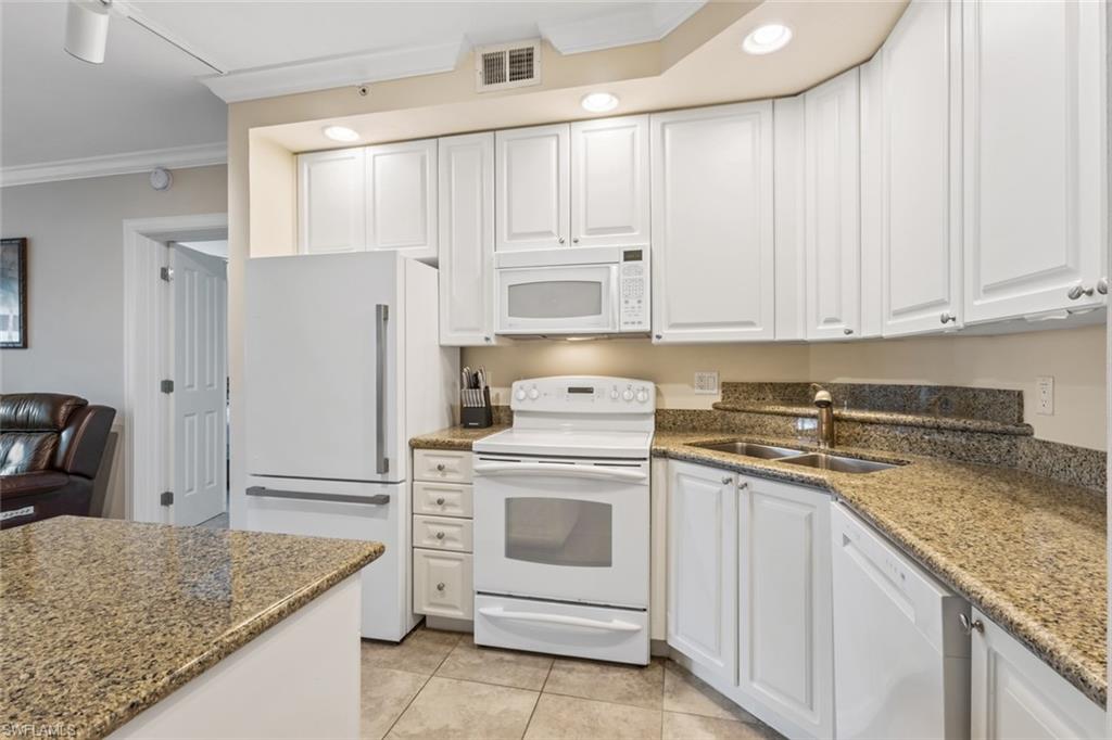 2825 Palm Beach BLVD 203 photo 7