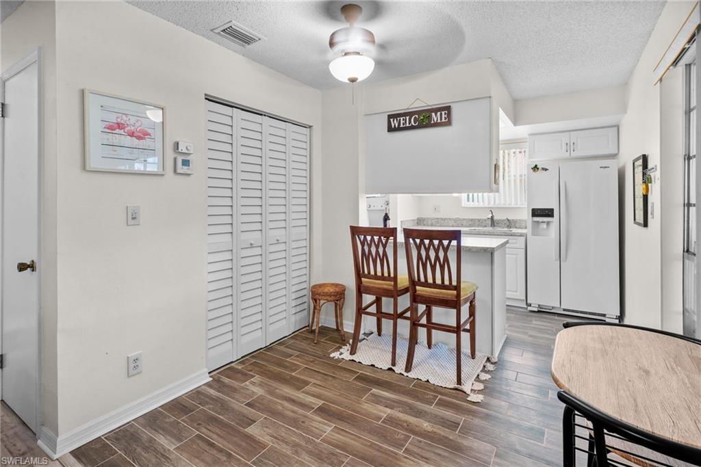 Fully Turn-key (everything included). Gorgeous upgraded, tile flooring. Breakfast bar. All appliances included.