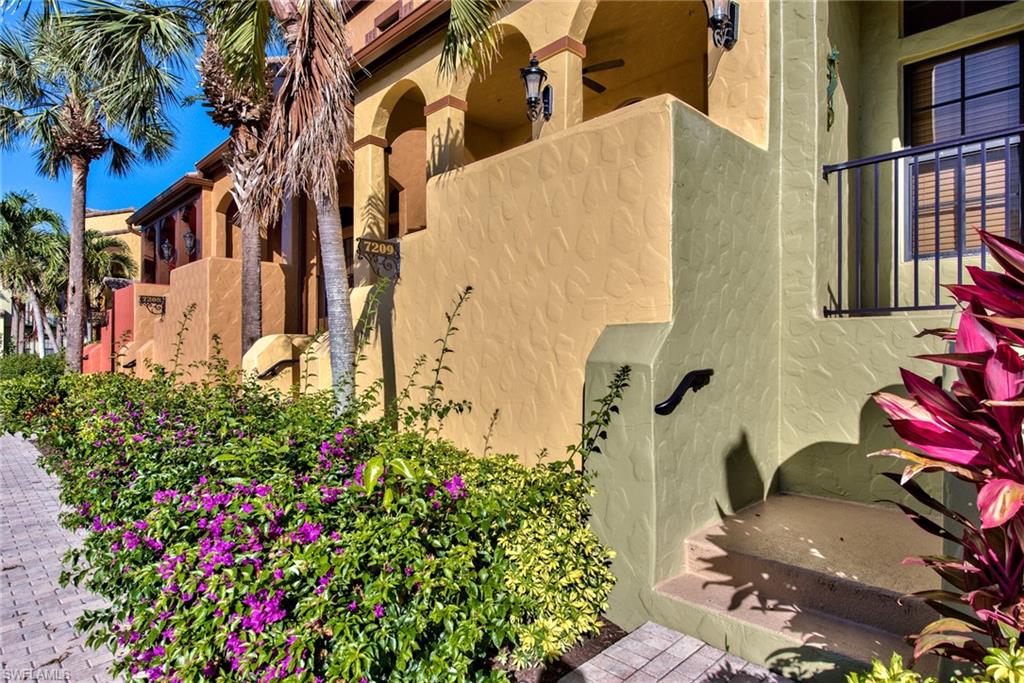 9102 Capistrano ST S 7209