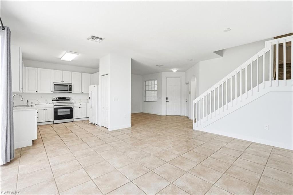 Open kitchen, recently renovated