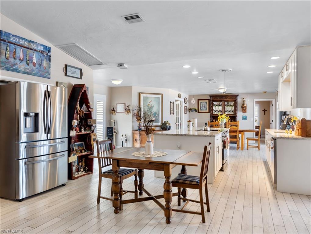 14661 Fair Havens RD photo 15