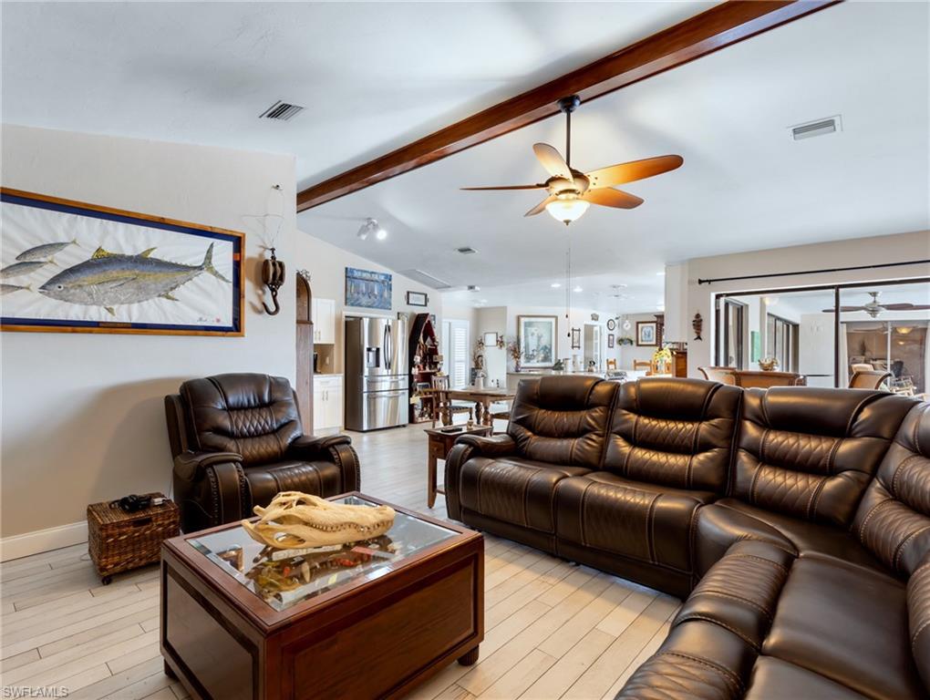 14661 Fair Havens RD photo 11