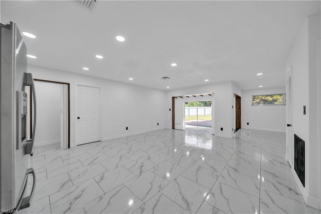 139 E Lake DR photo 13