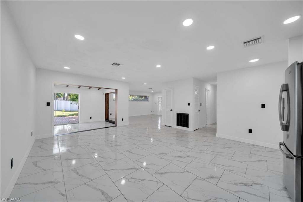 139 E Lake DR photo 12