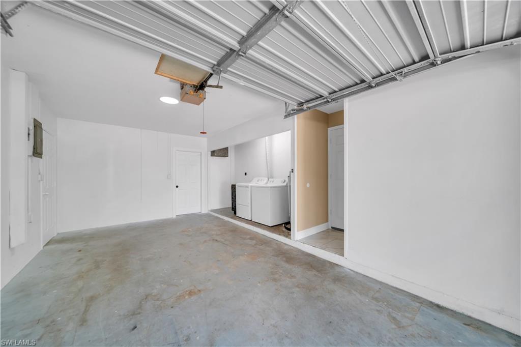 139 E Lake DR photo 36