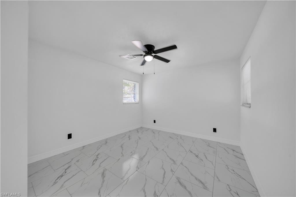 139 E Lake DR photo 34