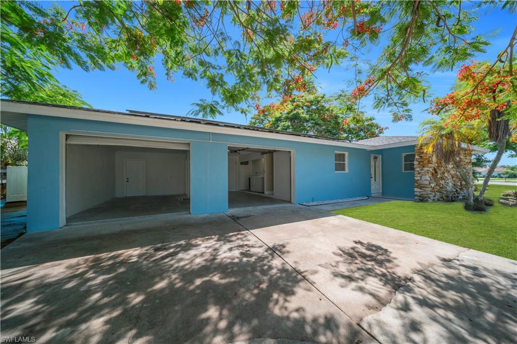 139 E Lake DR photo 11