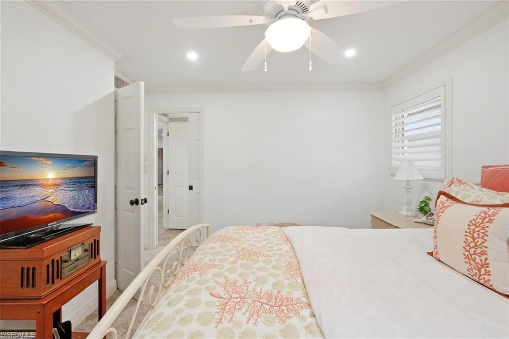 Guest bedroom