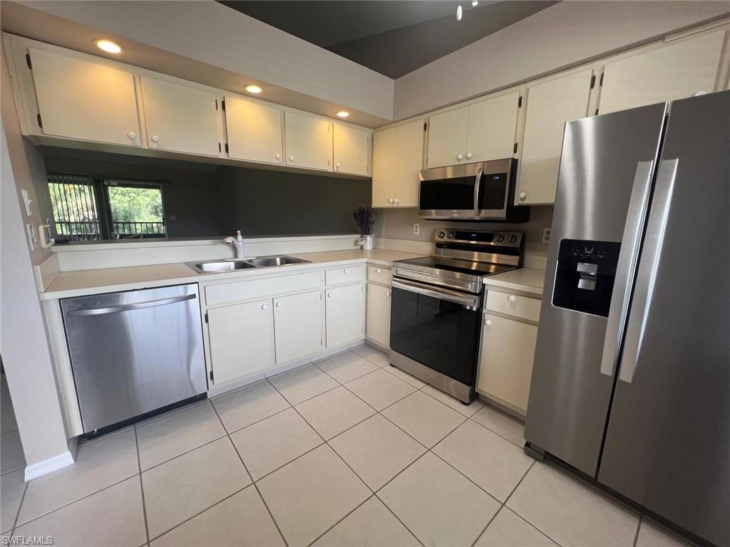 13076 Cross Creek CT 408