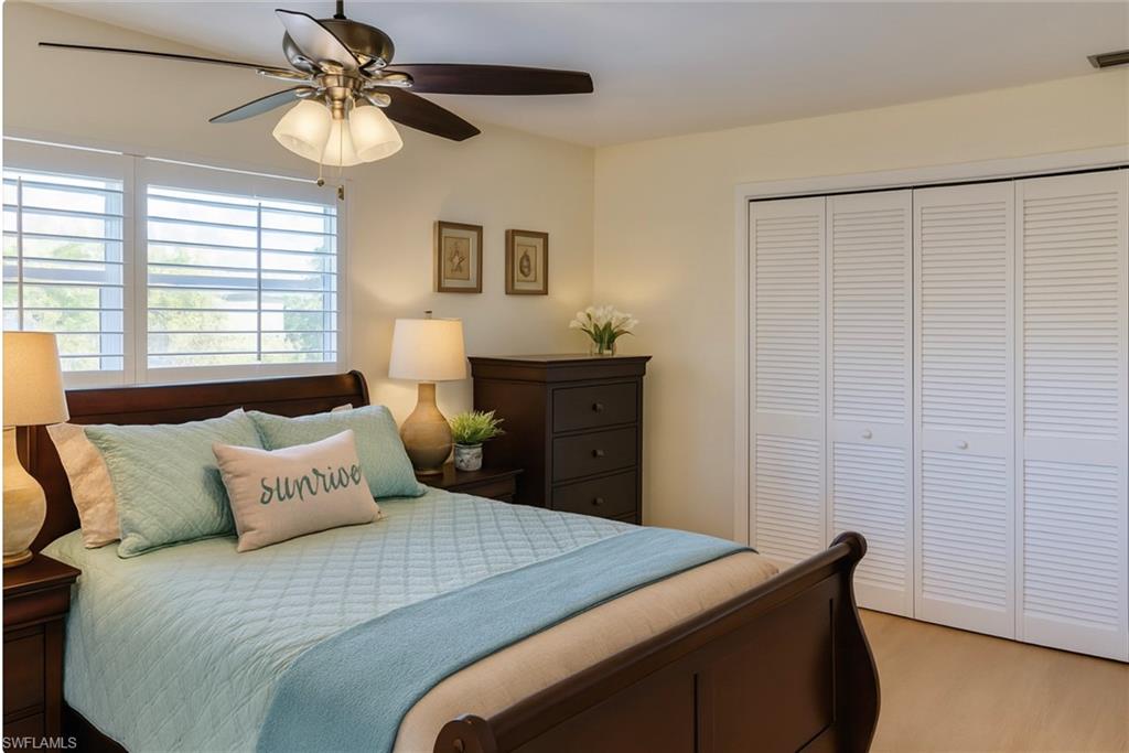 633 Palm View DR 4 photo 8