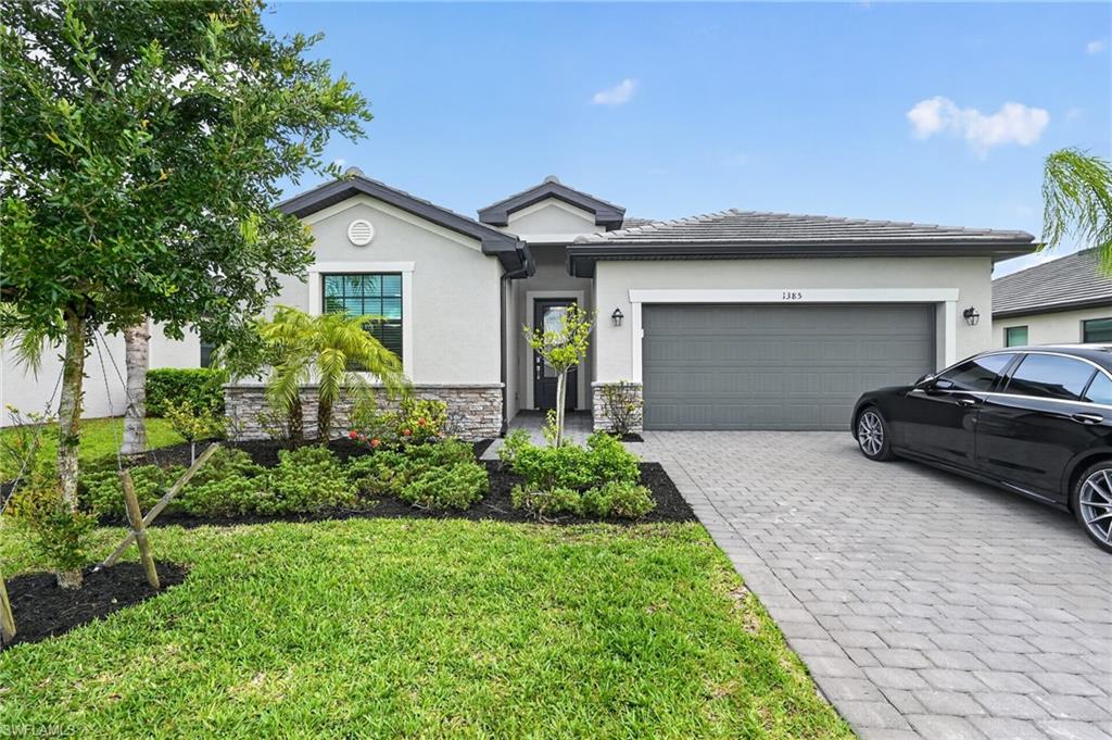 1385 Birdie DR