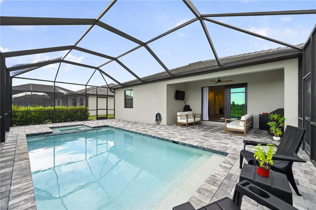 1385 Birdie DR