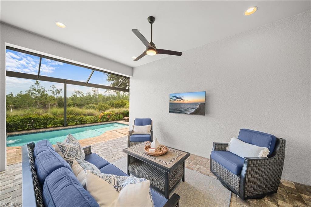 8879 Vaccaro CT photo 16