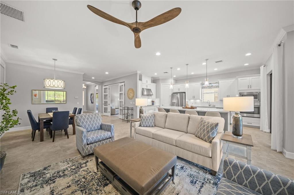 8879 Vaccaro CT photo 7