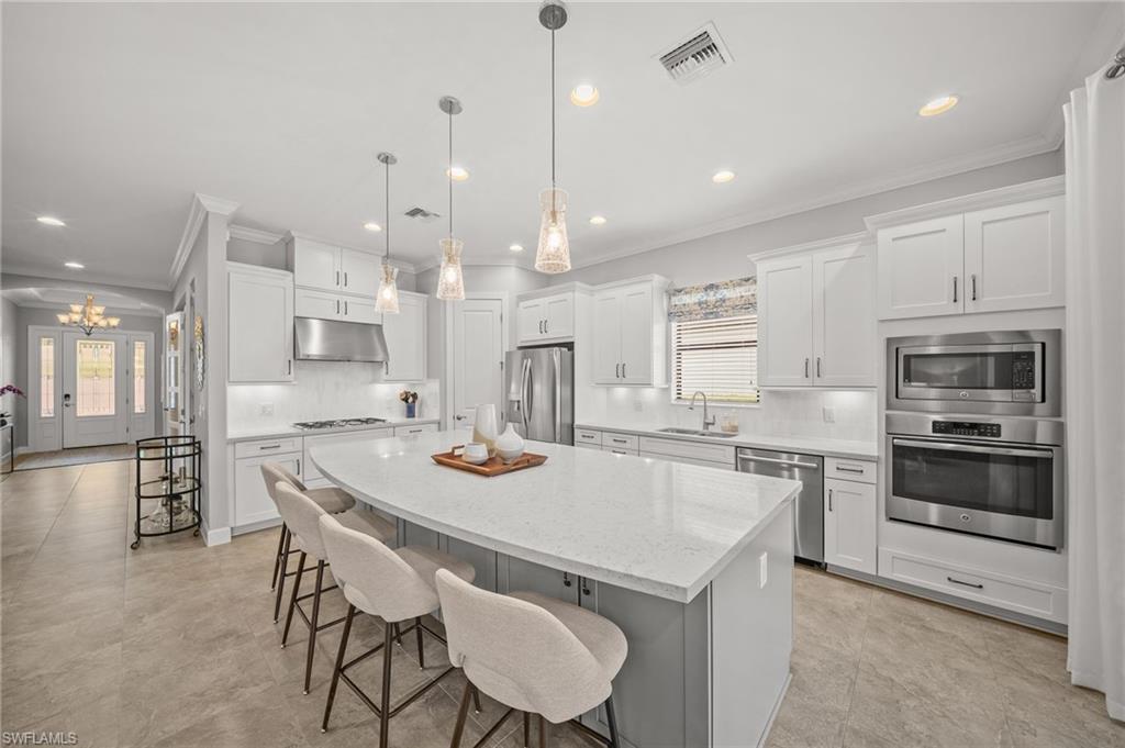 8879 Vaccaro CT photo 10