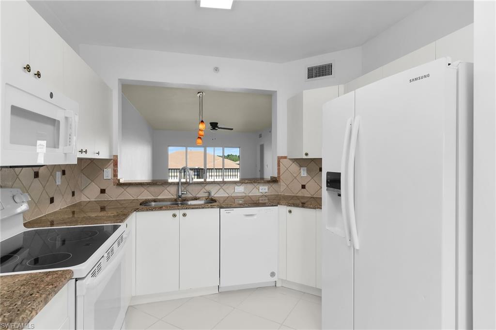7835 Regal Heron CIR 202 photo 6