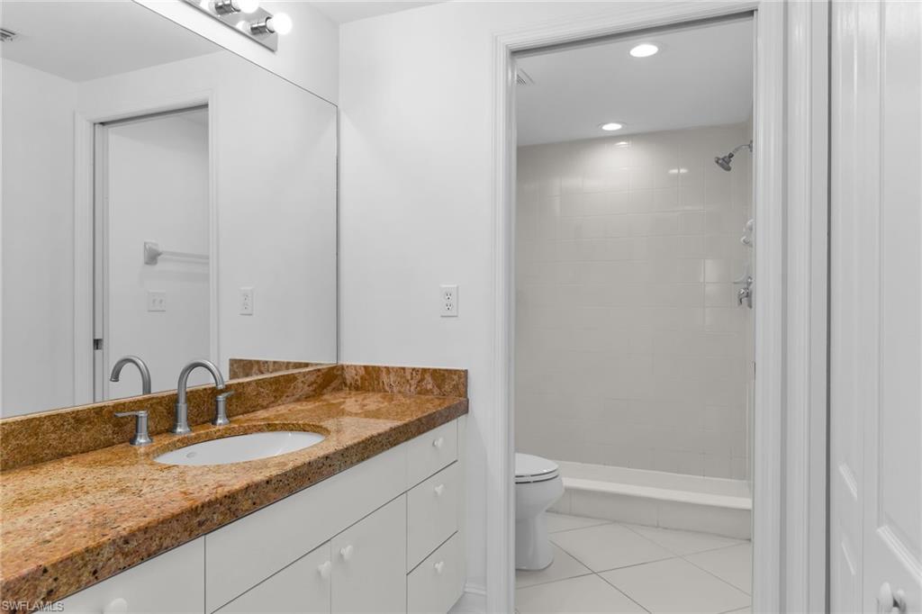 7835 Regal Heron CIR 202 photo 21