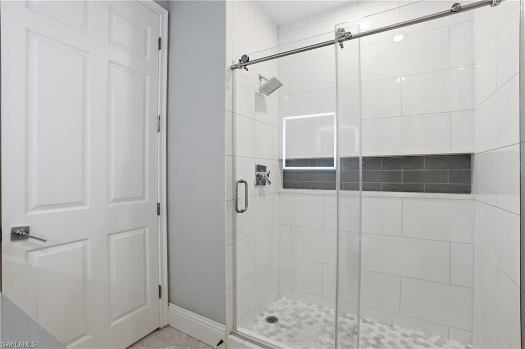 9380 Triana TER 312 photo 30