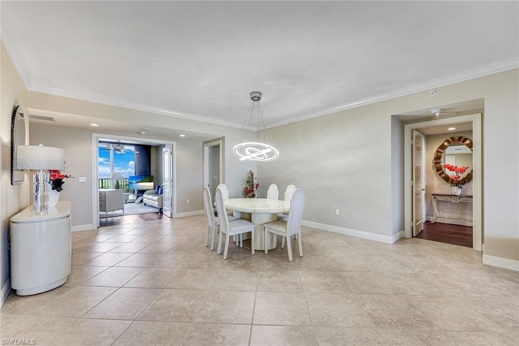 1050 Borghese LN 605 photo 13