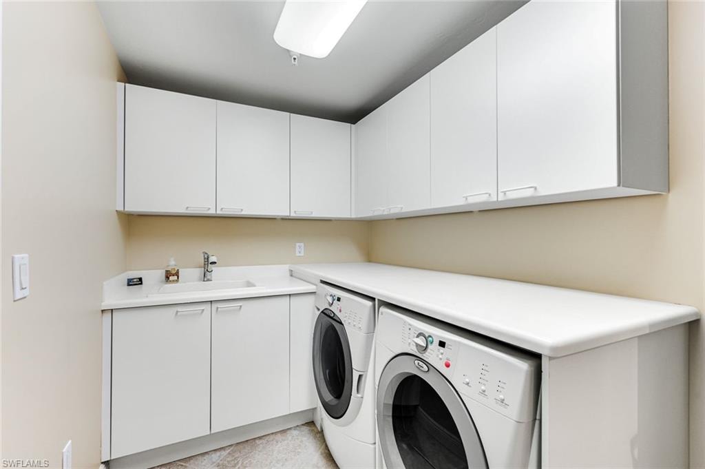 1050 Borghese LN 605 photo 25