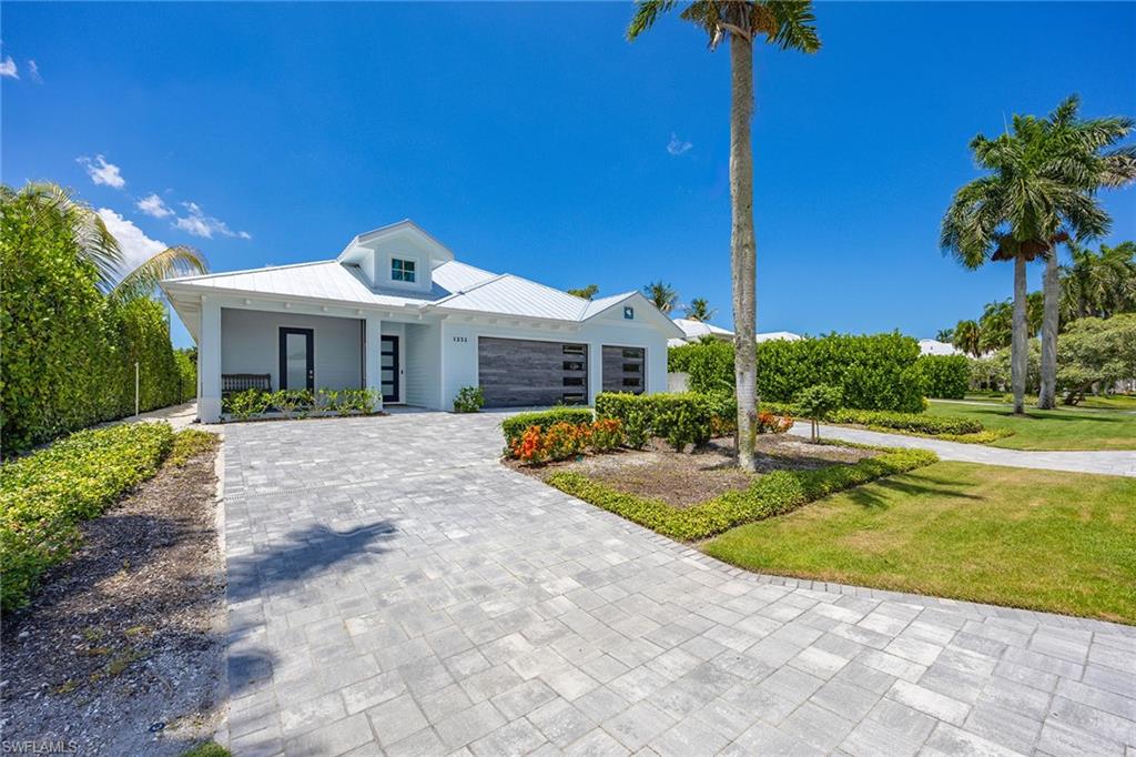 1232 Royal Palm DR